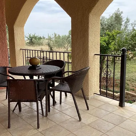 Evdora Family House Near بيت للعطل