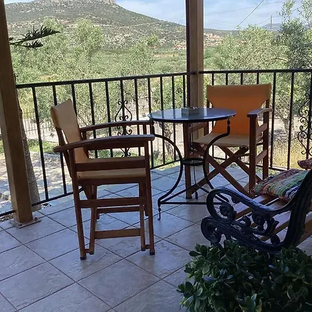 بيت للعطل Evdora Family House Near Monemvasía